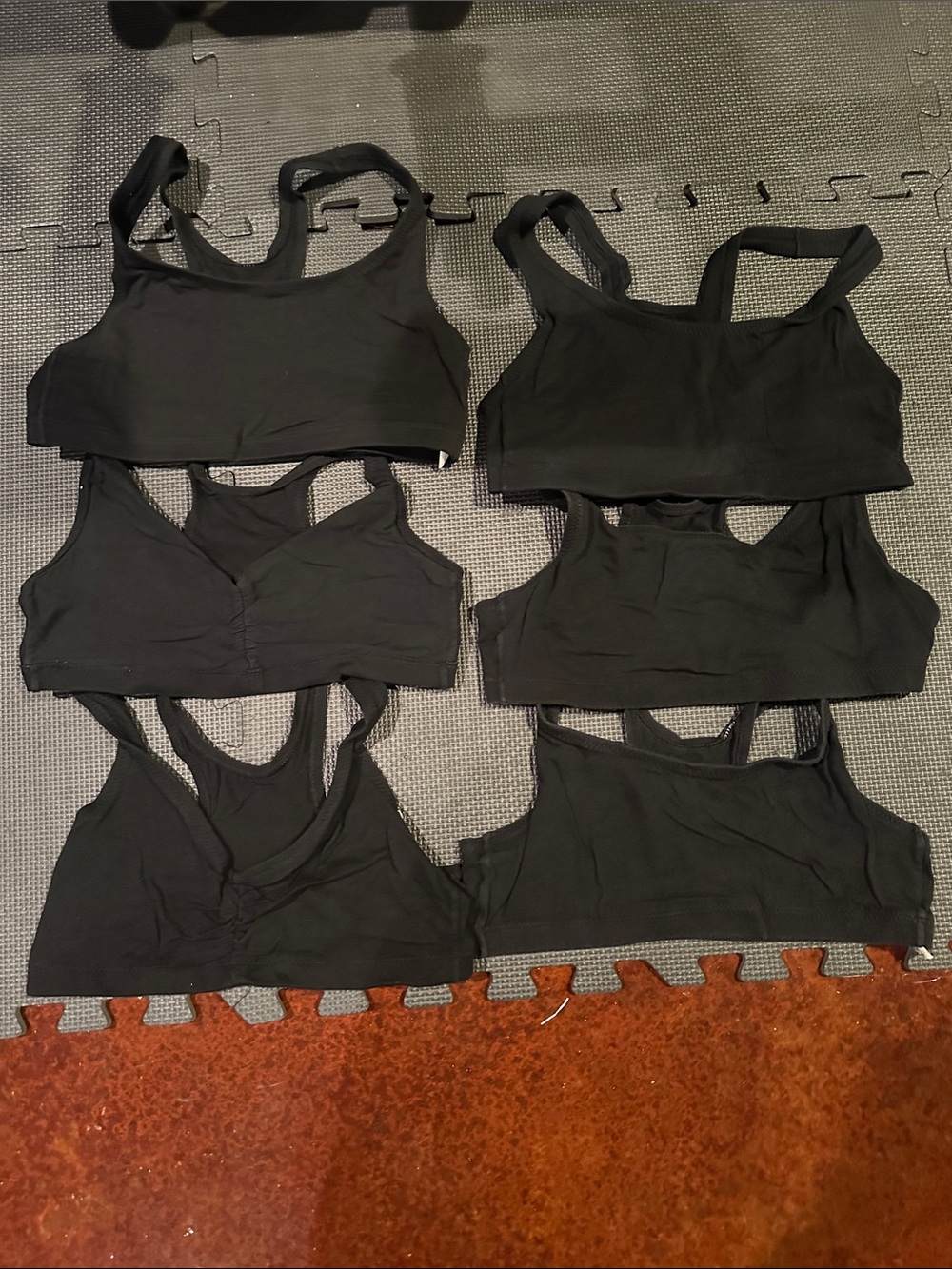 6 Black Scoop & V-Neck Seamless Sports Bras All black slightly faded